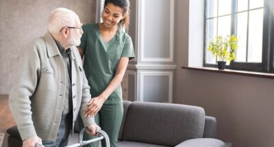 Comment trouver une aide à domicile personnalisée adaptée à vos besoins