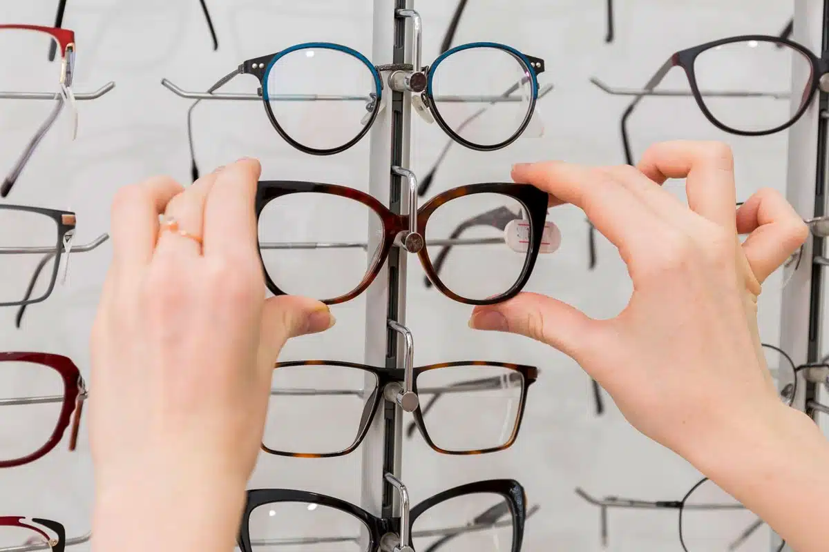 Les critères de choix de votre boutique de lunettes