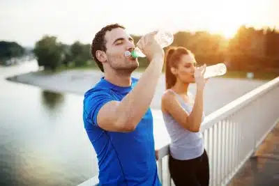L'importance de l'hydratation dans la nutrition énergétique pour le sport